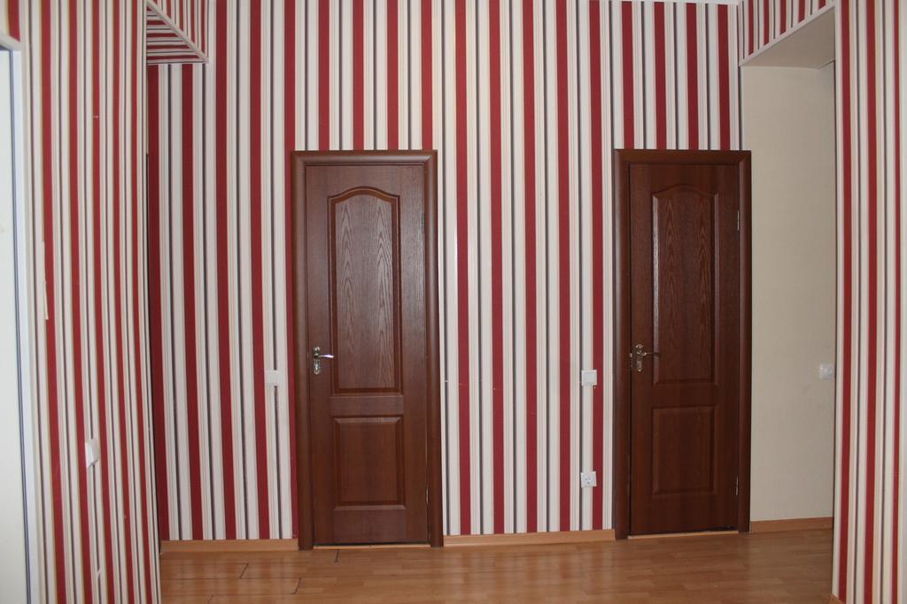 Apartments On Parkaniya 2A Мукачеве Екстериор снимка