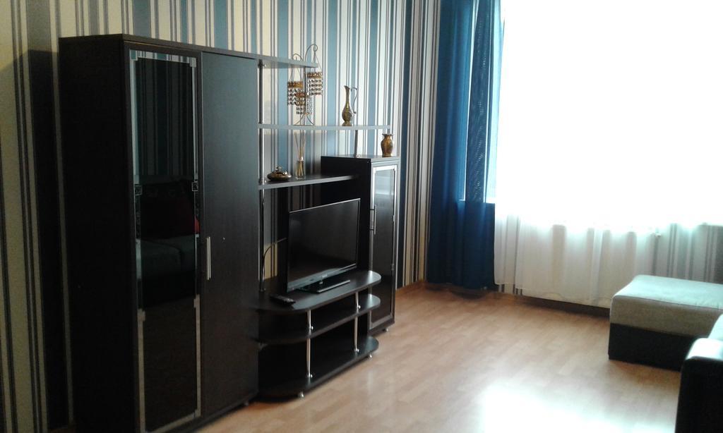 Apartments On Parkaniya 2A Мукачеве Екстериор снимка