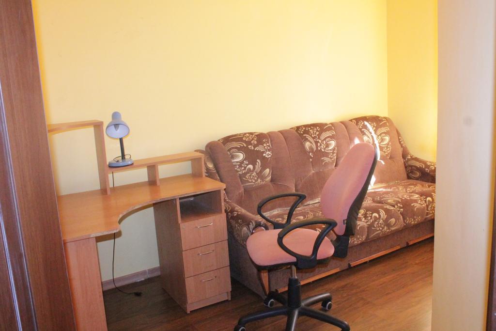 Apartments On Parkaniya 2A Мукачеве Екстериор снимка