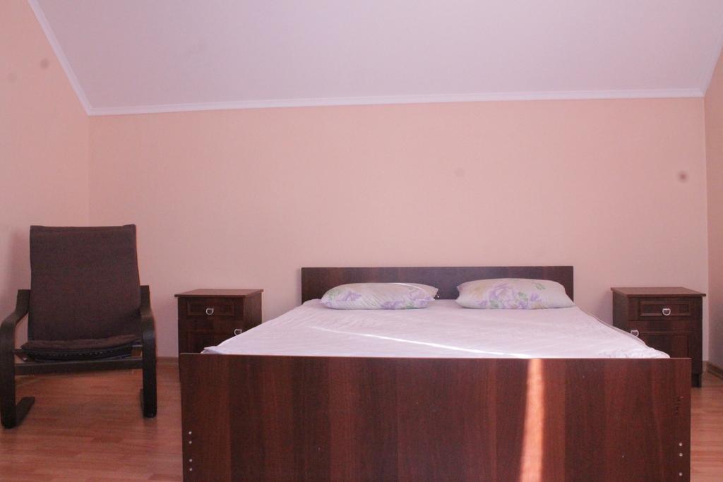 Apartments On Parkaniya 2A Мукачеве Екстериор снимка